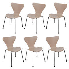 "Series 7" Chairs by Arne Jacobsen for Fritz Hansen