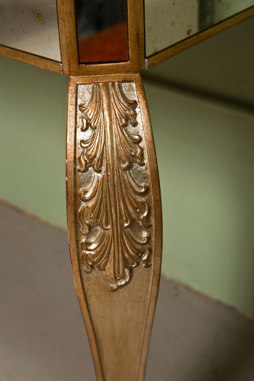 20ième siècle Table console miroir de style Hollywood Regency avec cadre doré à un tiroir en vente