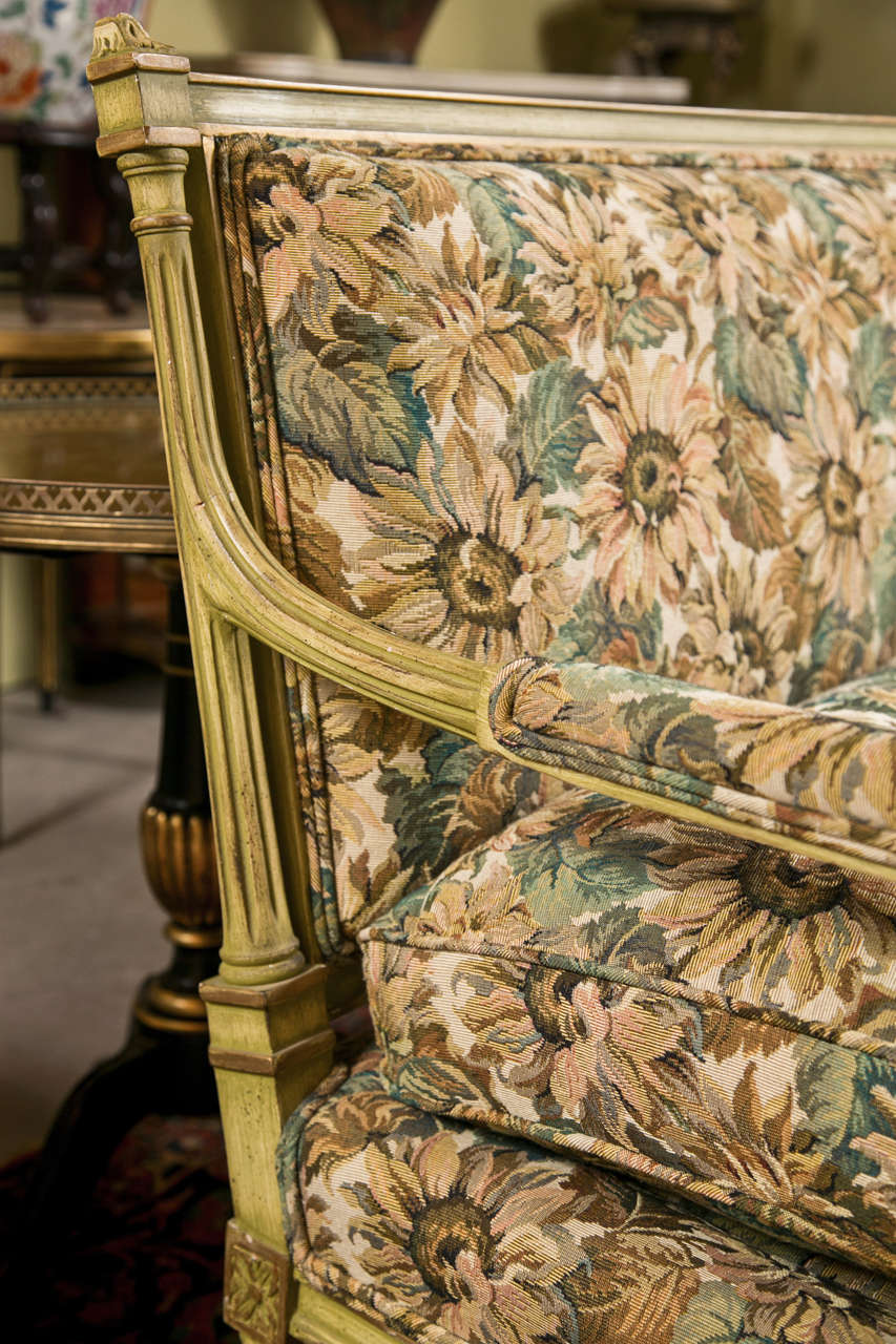 French Louis XVI Style Painted Settee by Jansen In Good Condition In Stamford, CT