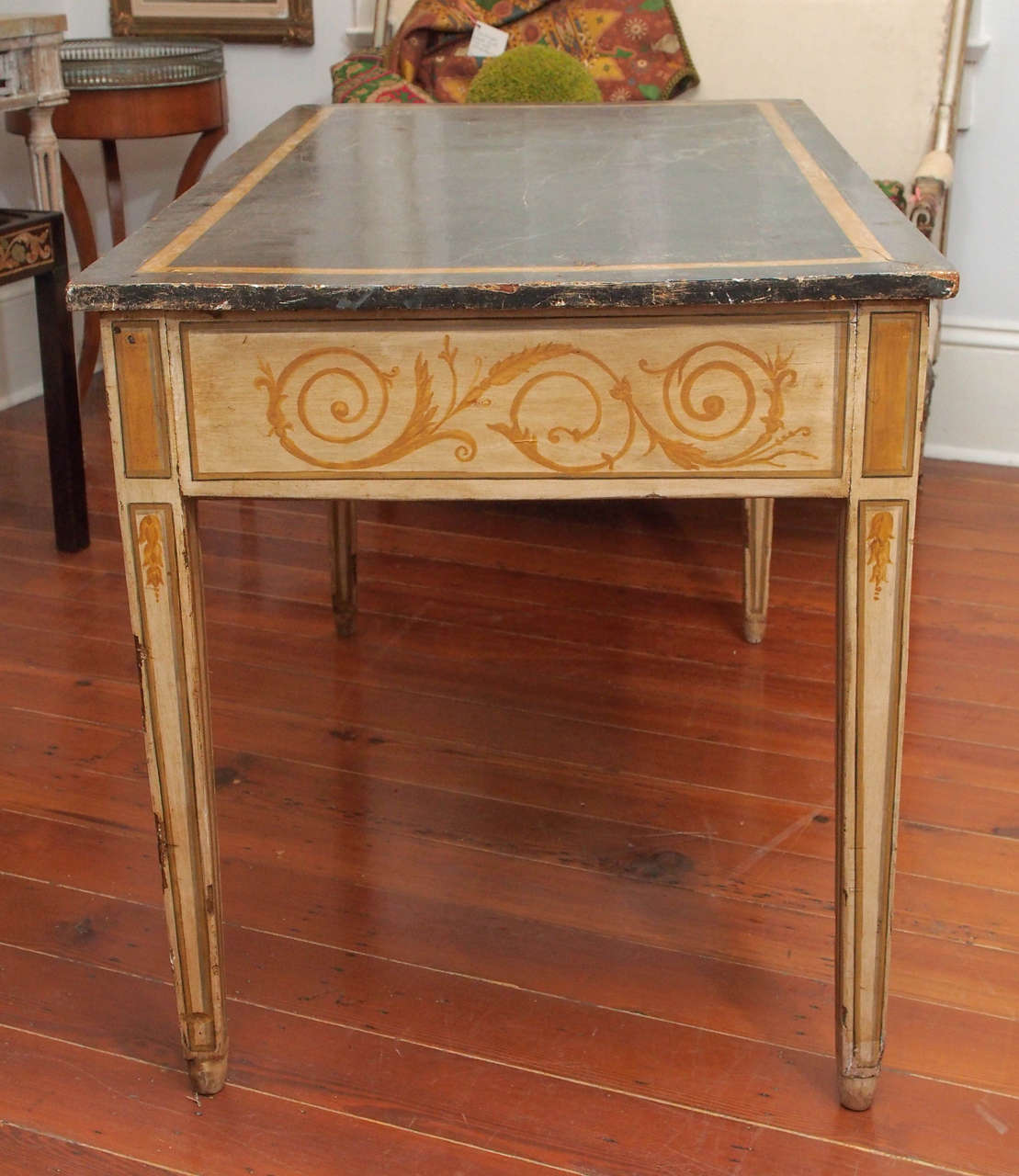 Painted Italian Neoclassical Writing Table For Sale 3