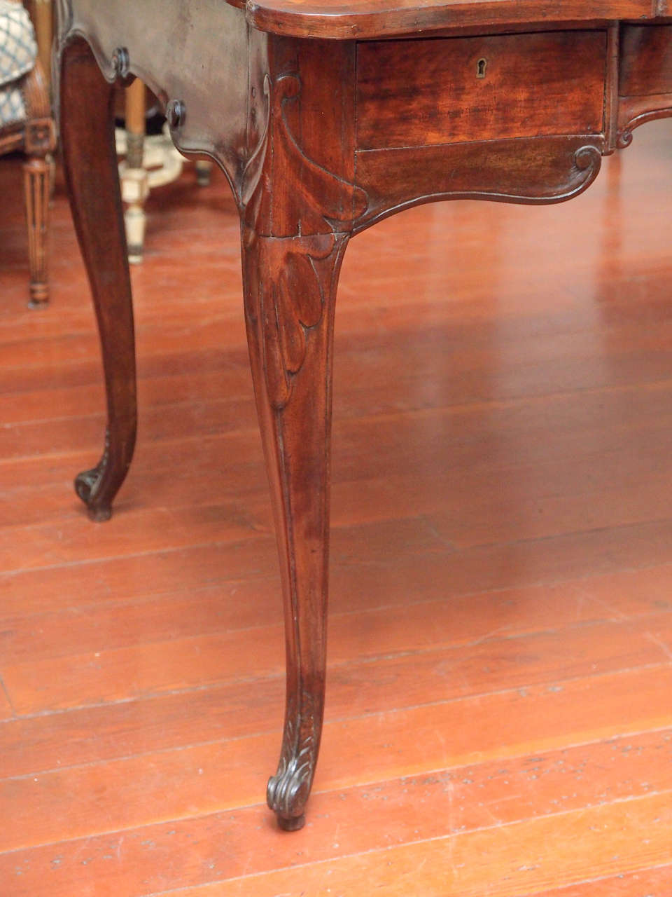 19th Century Cabriole Leg Leather Top Desk
