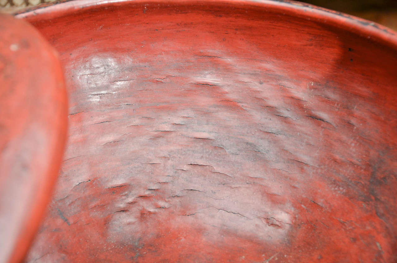 Thai Red Lacquered Lidded Bowl For Sale 2