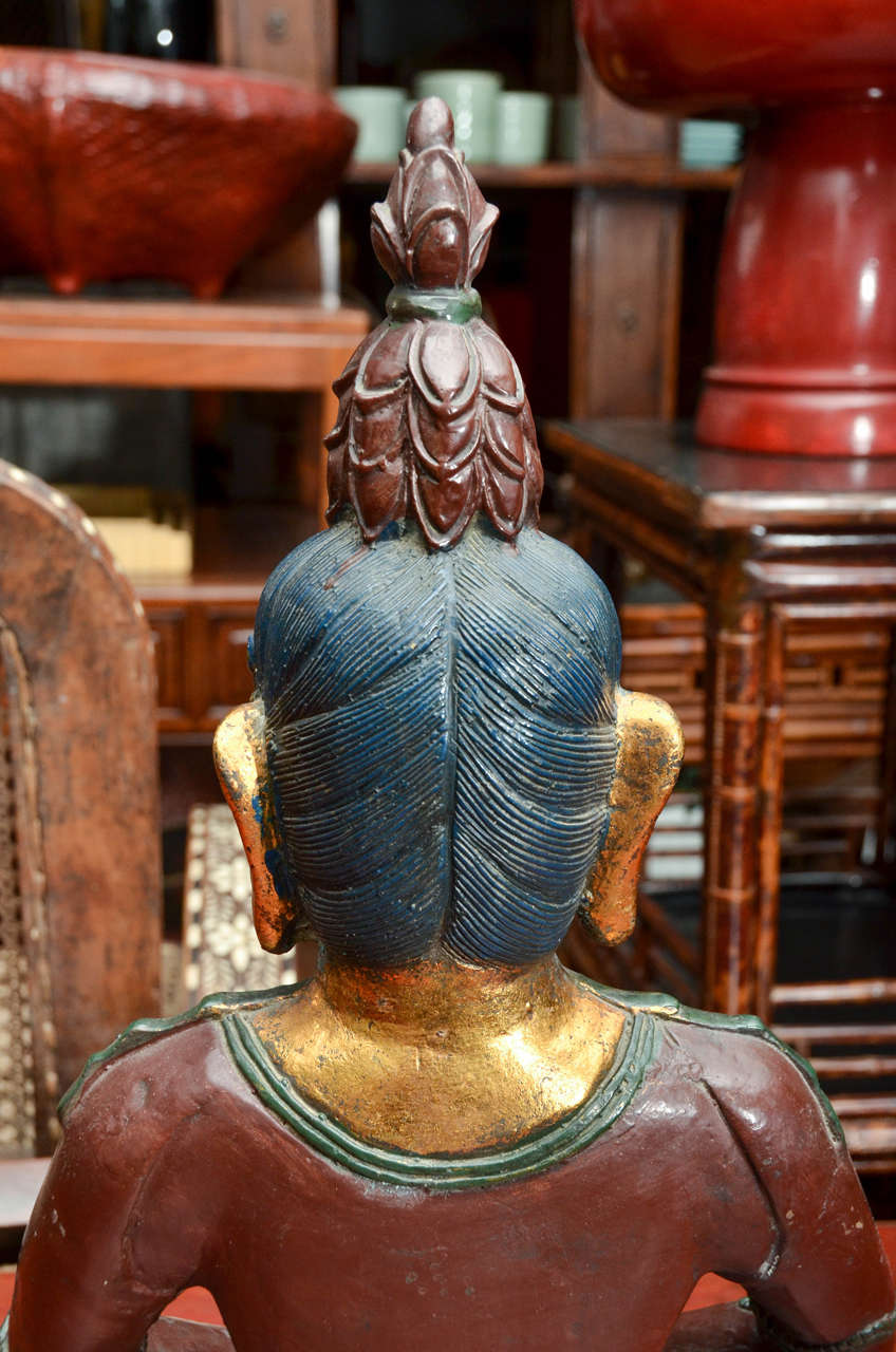 Turn of the Century Chinese Seated Bronze Buddha For Sale 3