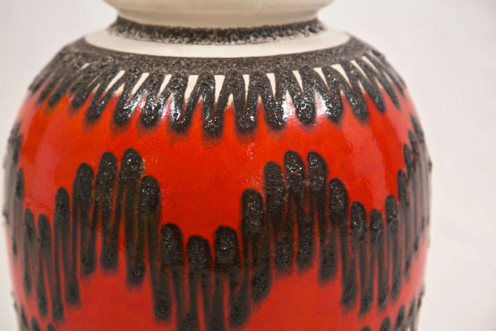 Large Scheurich Keramik Germany Lava Pottery Floor Vase 1960s In Excellent Condition For Sale In Stamford, CT