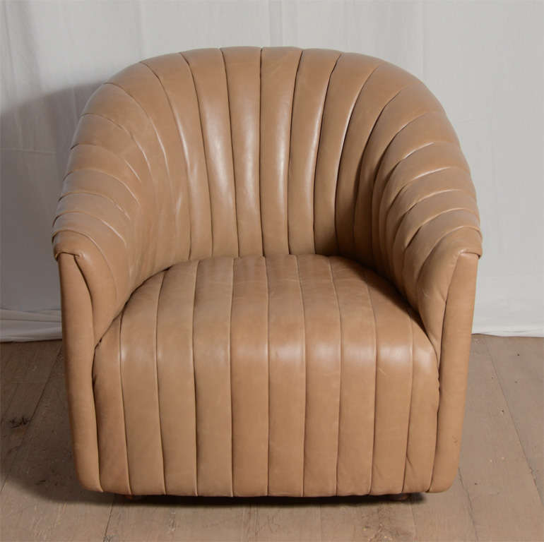 Mid-Century Modern Pair of Mid century Ward Bennett leather club chairs