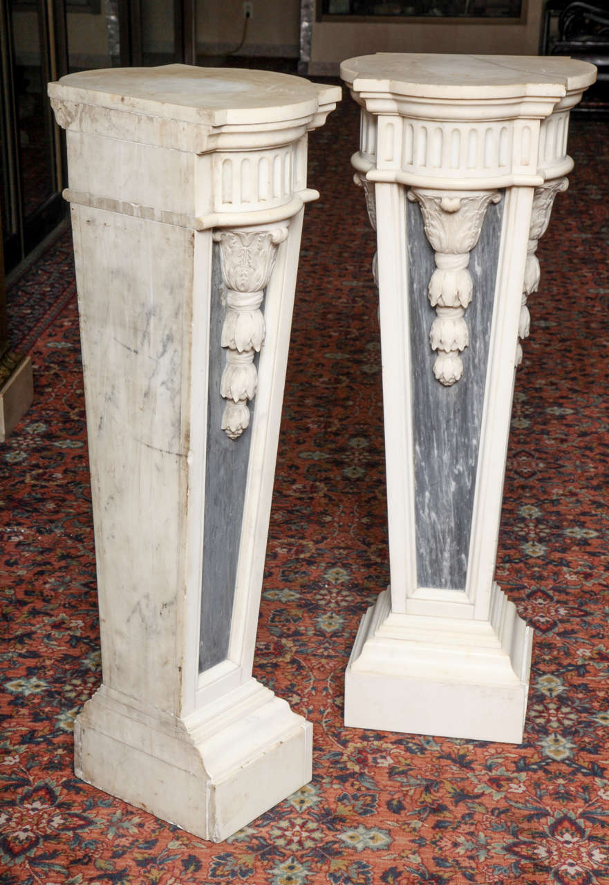Pair of French Louis XVI Style, Two-Toned Carrera and Grey Marble Pedestals For Sale 4