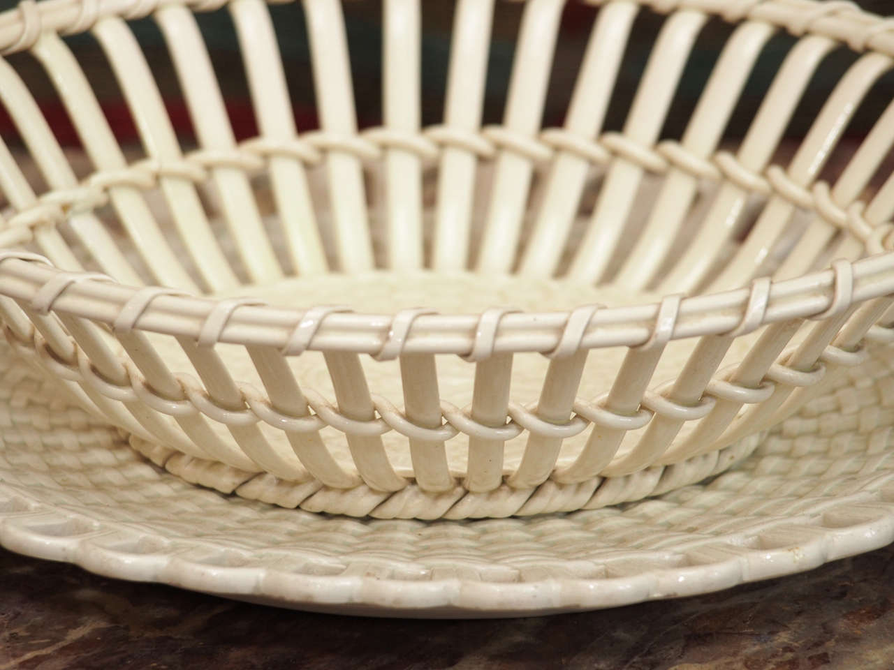 Pair of French Creil Creamware Baskets with underplates In Excellent Condition In Natchez, MS