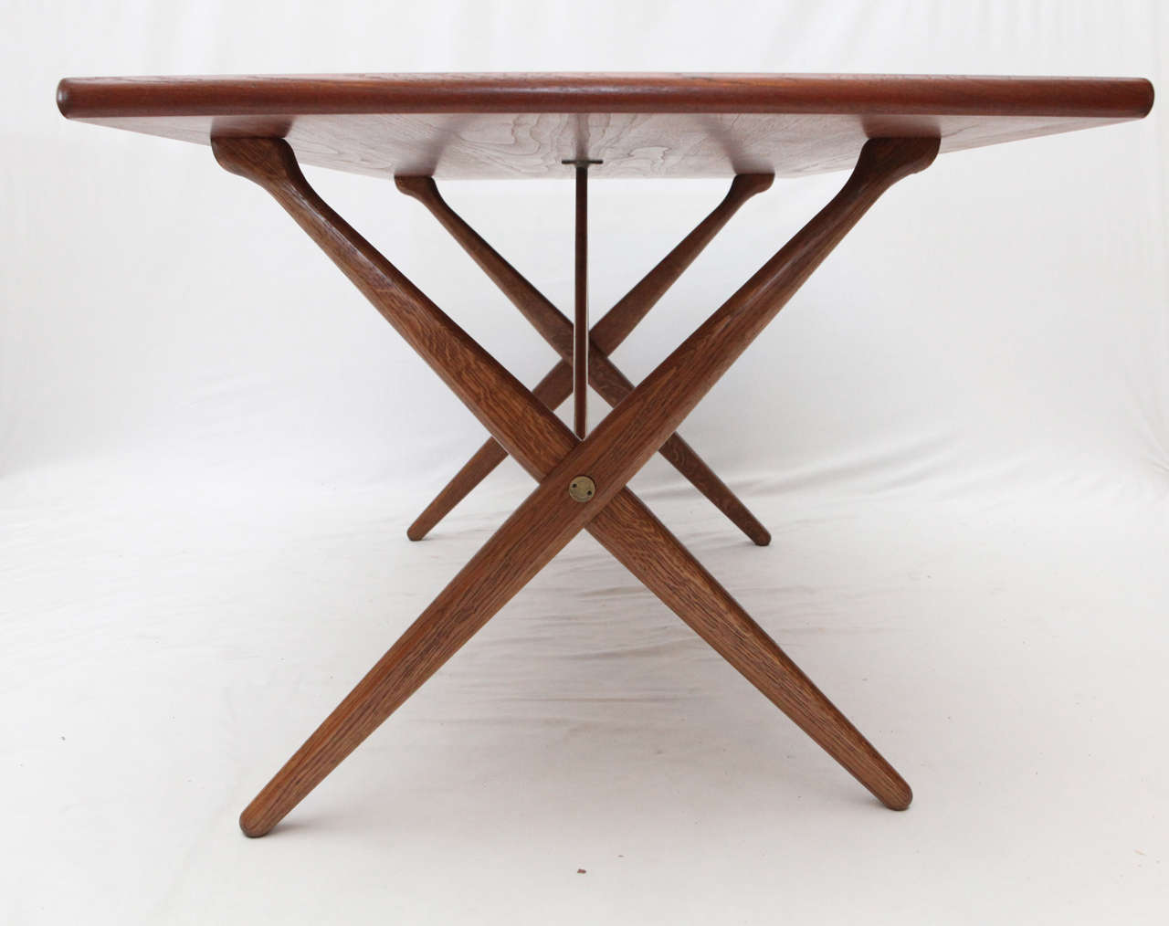 Mid-Century Modern Hans Wegner AT 303 Cross-Leg Table
