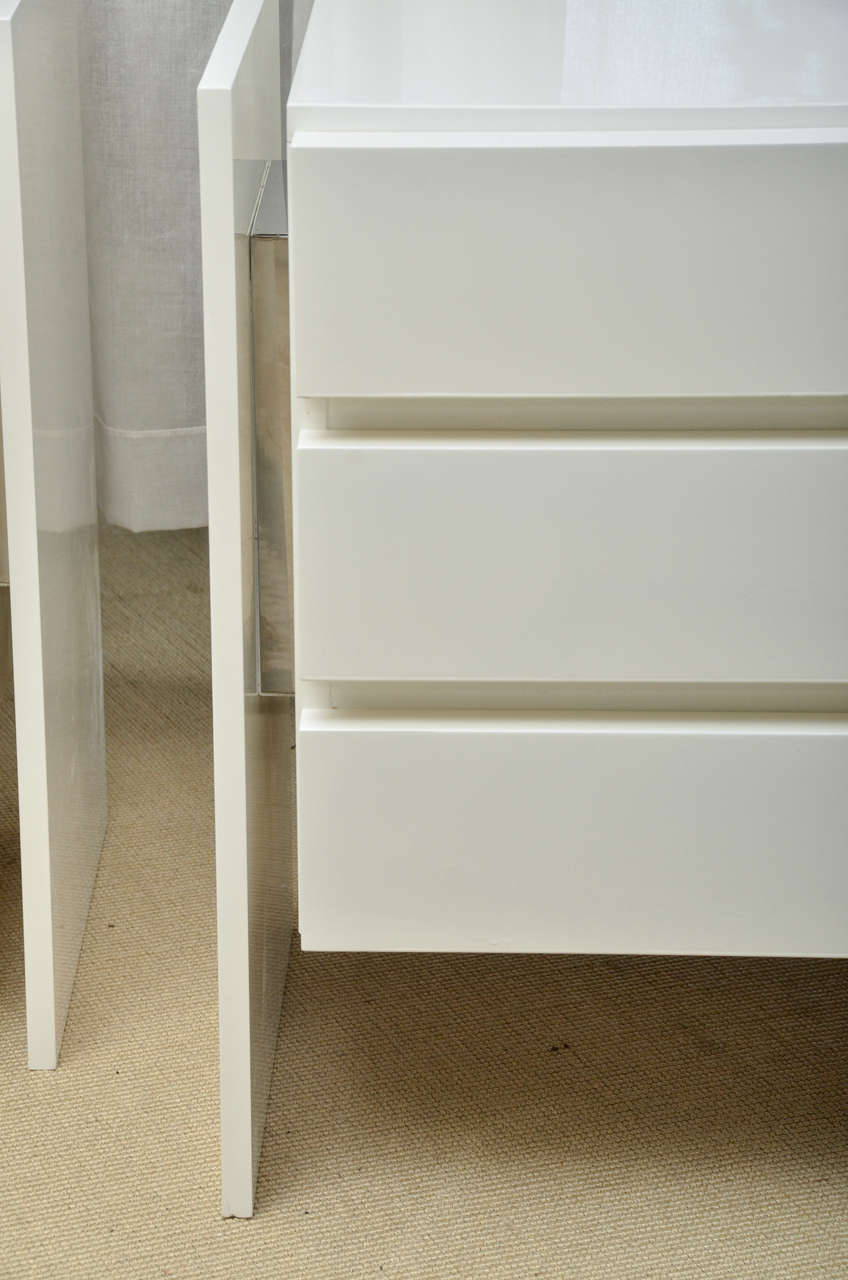 Very Chic Pair of Vintage White Lacquer Nightstands with Chrome Trim 3