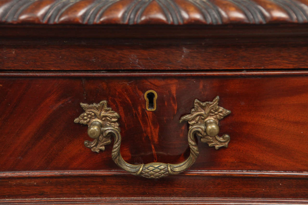 Chippendale Style Two-Pedestal Desk In Good Condition For Sale In Culver City, CA