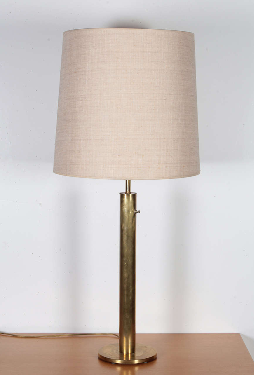 Single brass table lamp by Nessen, circa 1950s. Excellent Original condition.