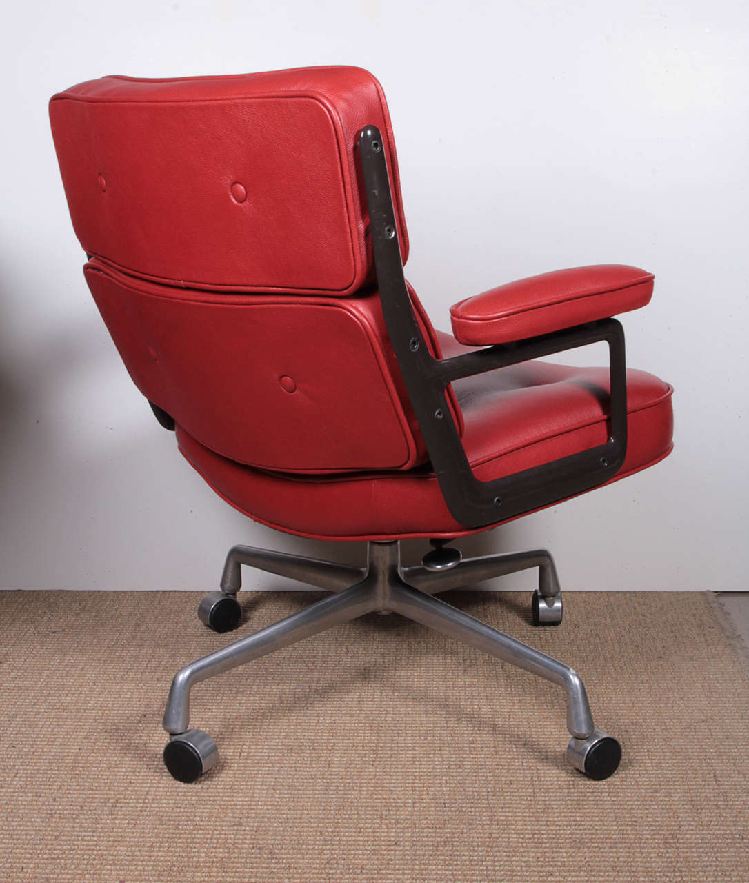 Charles Eames Executive Time Life Desk Chair In Excellent Condition In New York, NY