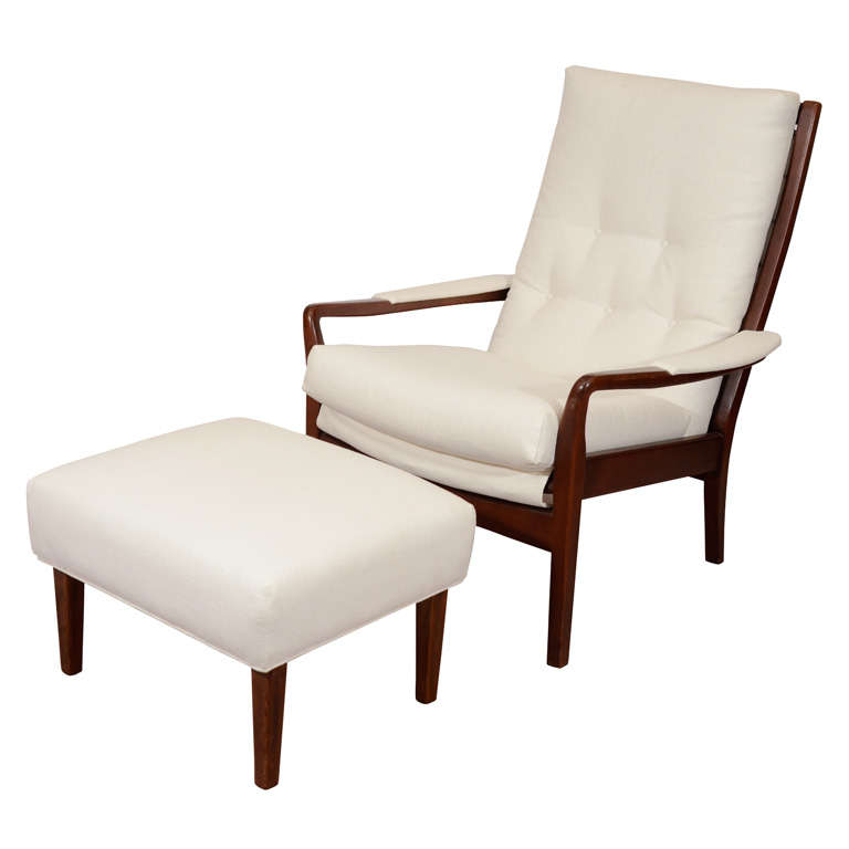 Mid Century Modern Lounge Chair and Matching Ottoman at 1stDibs