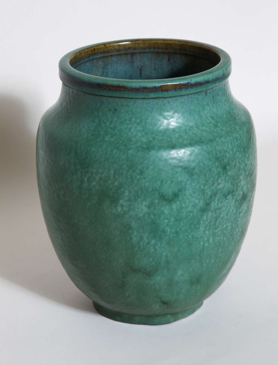 Emile Decoeur French Art Deco Green Stoneware Vase In Excellent Condition For Sale In New York, NY