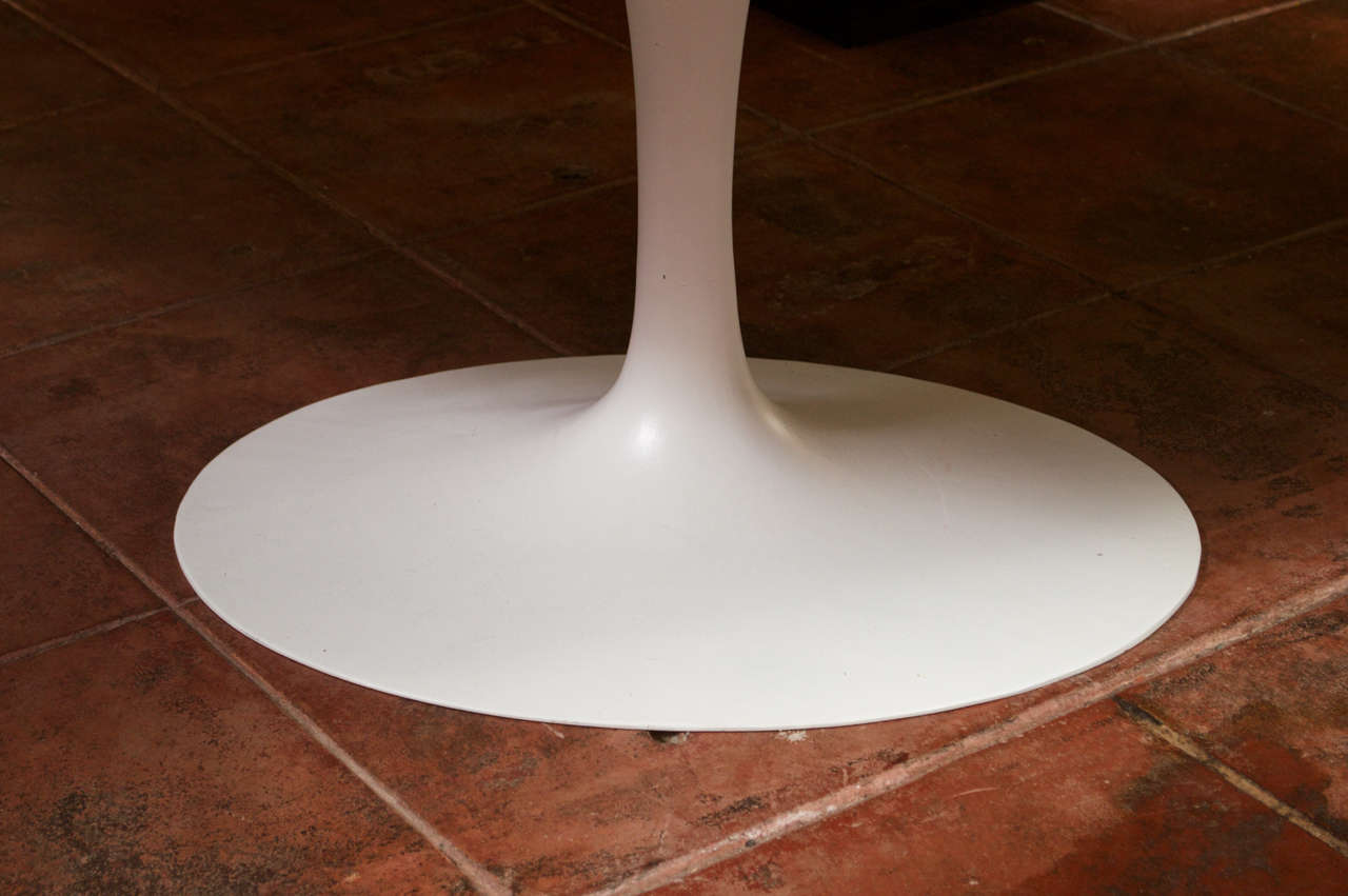 American Knoll Associates Eero Saarinen Walnut Oval Dining Table