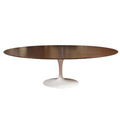 Retro Knoll Associates Eero Saarinen Walnut Oval Dining Table