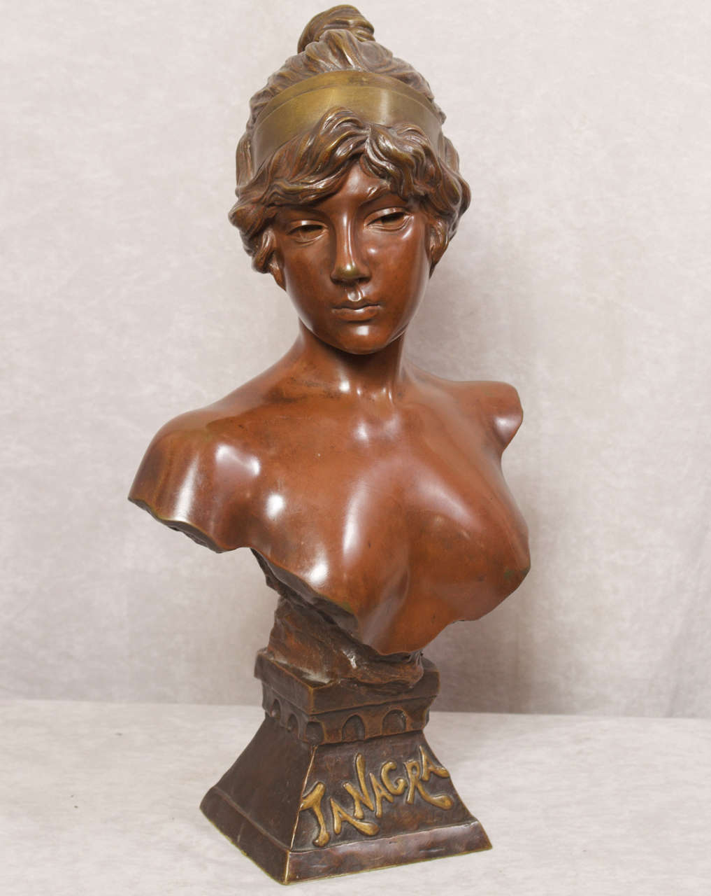 bronze sculpture