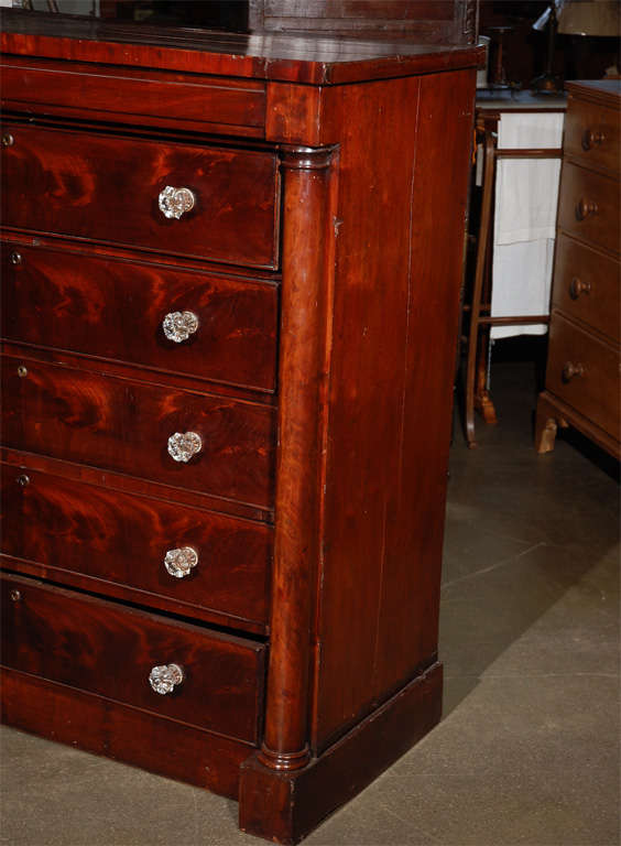 Dresser / Chest with Six Drawers 2