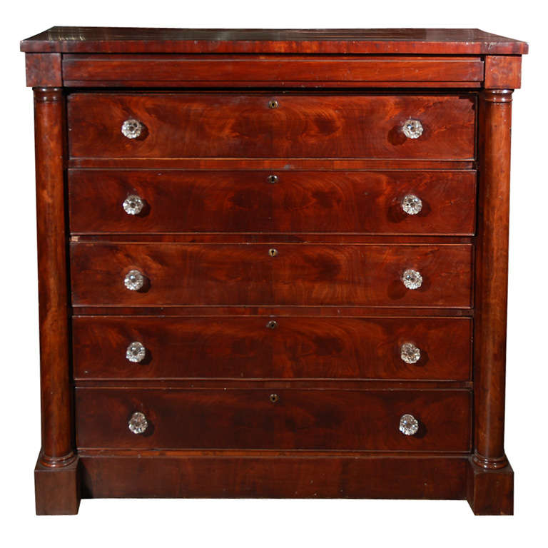 Dresser / Chest with Six Drawers