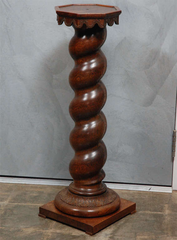 Victorian Pedestal For Sale at 1stDibs