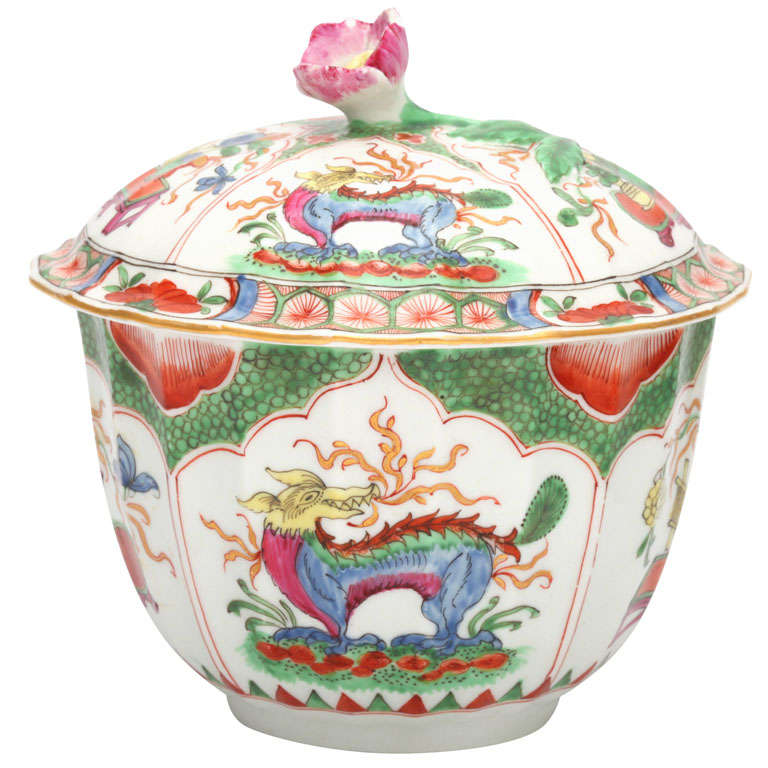 A Fine First Period Worcester Porcelain Covered Sugar Bowl