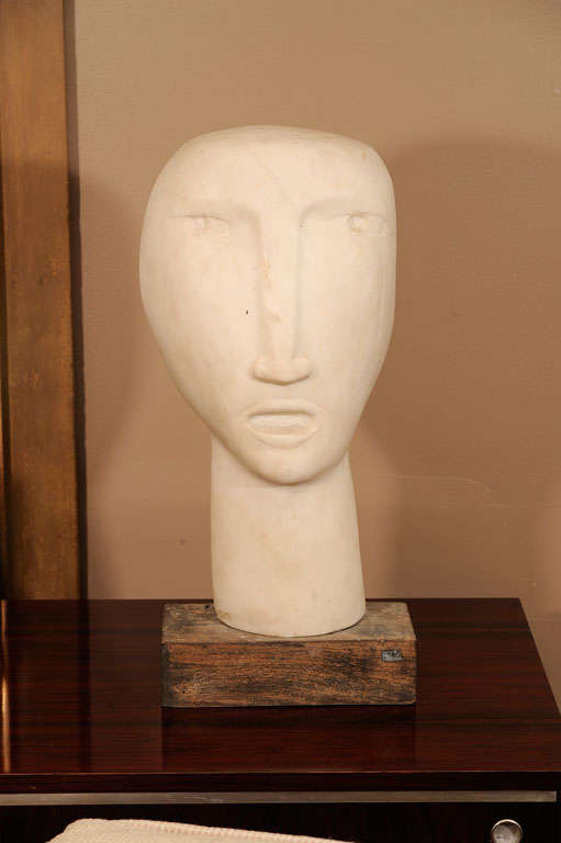 Abstract Head in Marble In Excellent Condition For Sale In New Jersey City, NJ