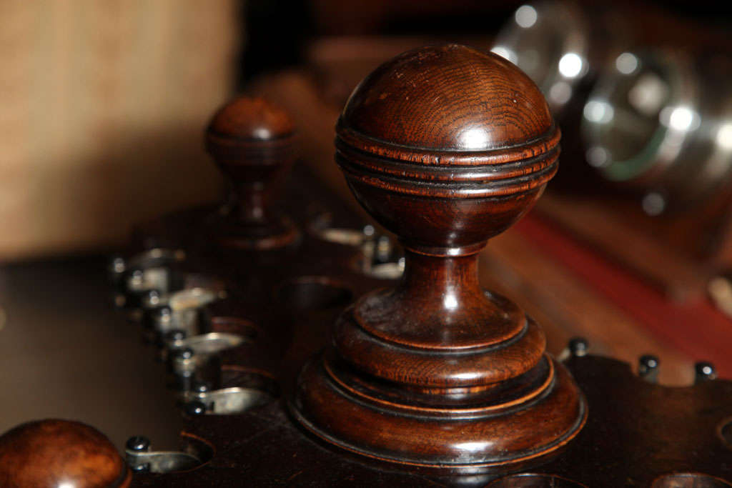 Mahogany Snooker Cue Stand 1