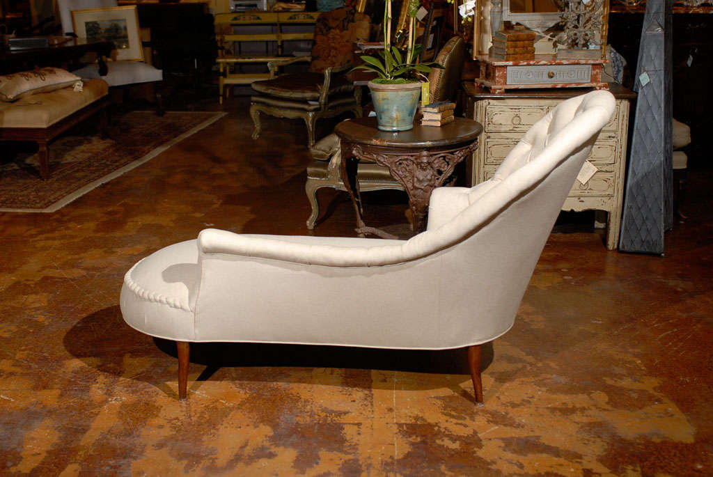 French Tufted Chaise 4