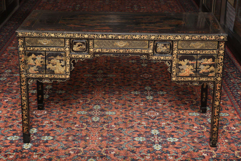 A Very Unusual Chinese Export Gilt Black Lacquer Desk 1