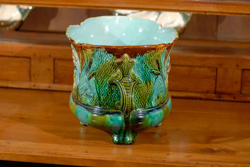 French 1920s Majolica Two-Handled Cachepot with Birds and Dragonfly Motifs 2