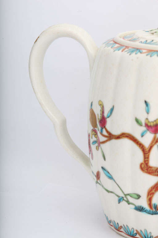 Rare First Period Worcester Porcelain Barrel Shape teapot For Sale 1