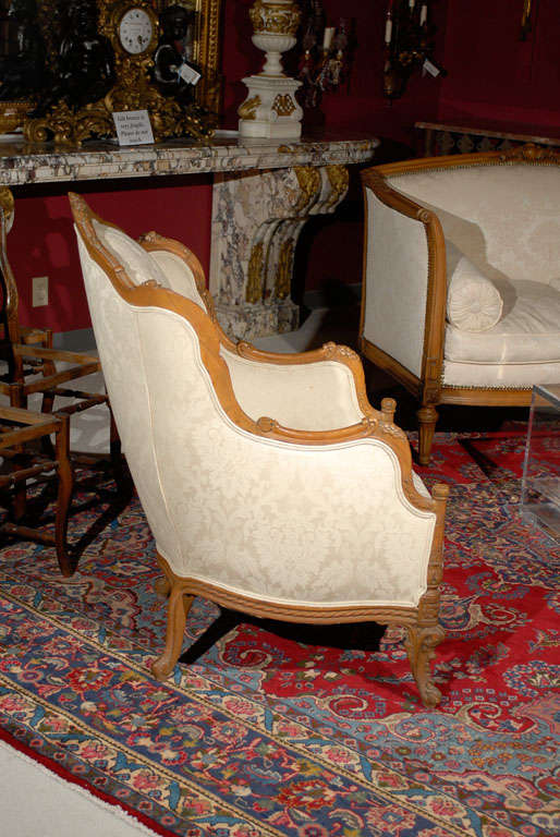 Louis XV bergere For Sale 4