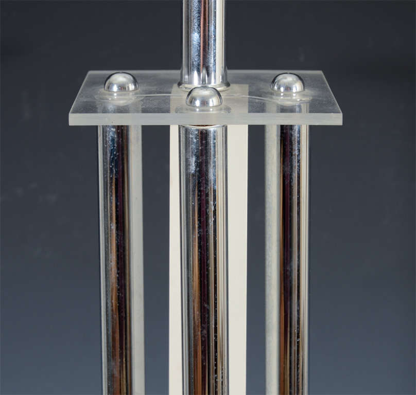 Single Mid Century Chrome, Wood and Lucite Lamp In Good Condition For Sale In New York, NY