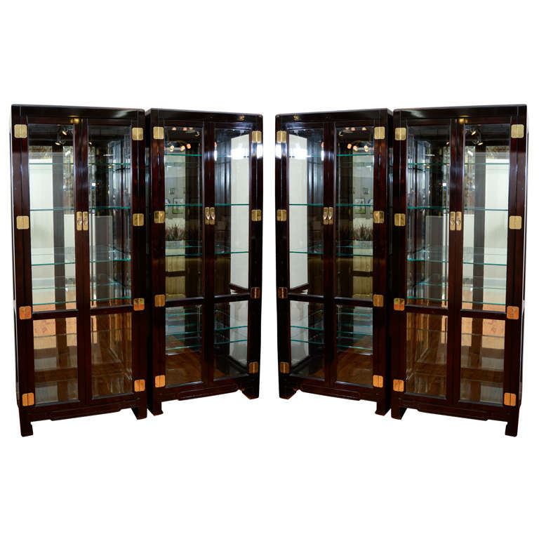 Pair of Vintage Henredon Black Lacquered Chinoiserie Vitrines at 1stdibs