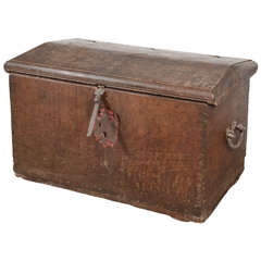 17th Century Spanish Walnut Trunk with Original Hardware 7