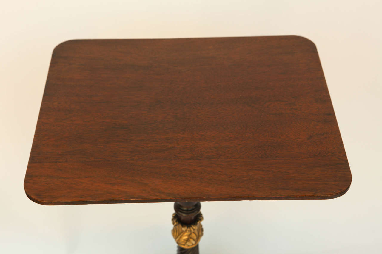 19th Century English Regency Tripod Mahogany Pedestal Table In Excellent Condition In Los Angeles, CA