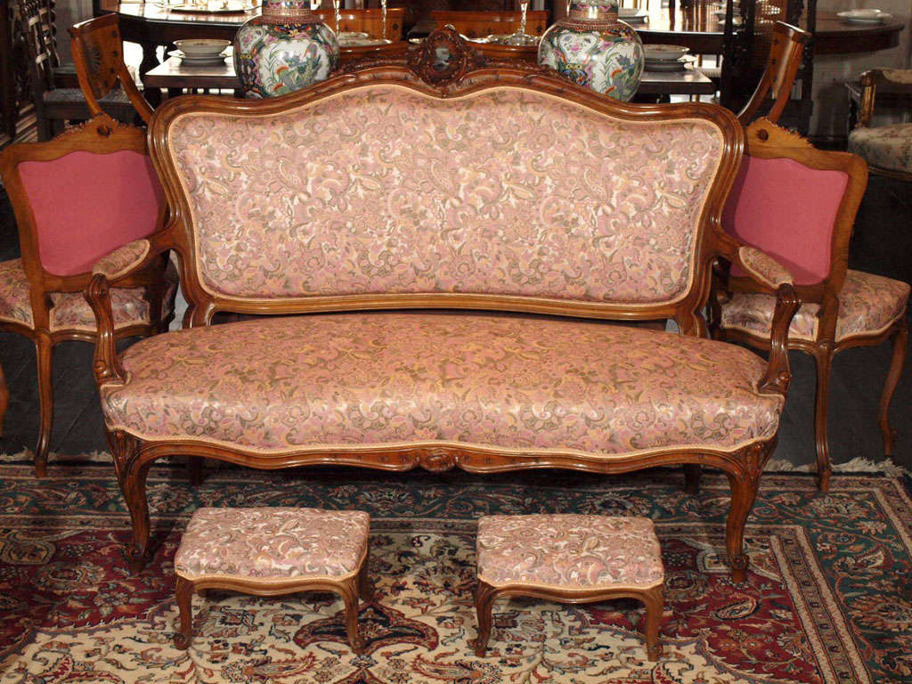 Antique French Parlor Set. In Excellent Condition For Sale In New Orleans, LA