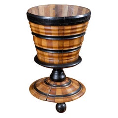 Jardinière hollandaise en bois fruitier et bois ébonisé avec pieds Ball and Ball, vers 1850