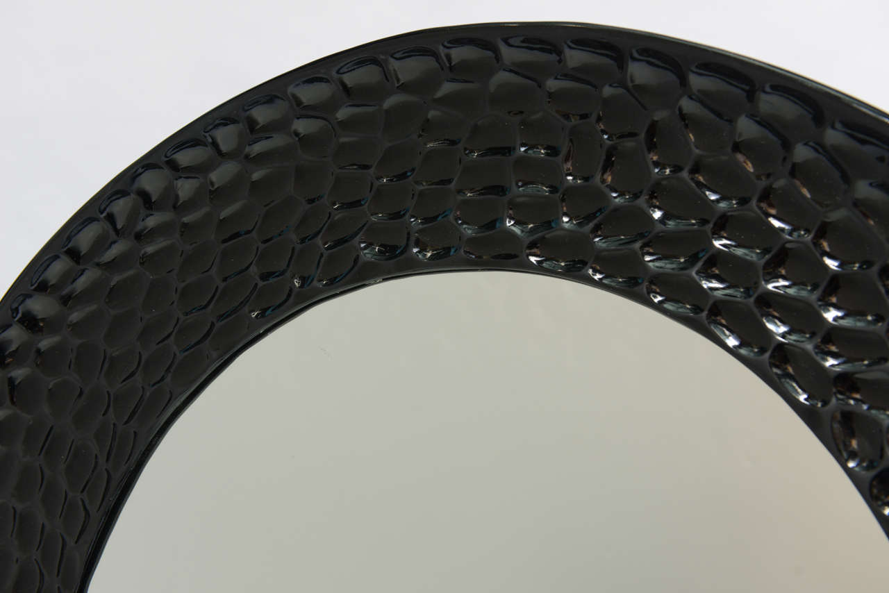 Late 20th Century Round High Gloss Black Lacquered Mirror For Sale