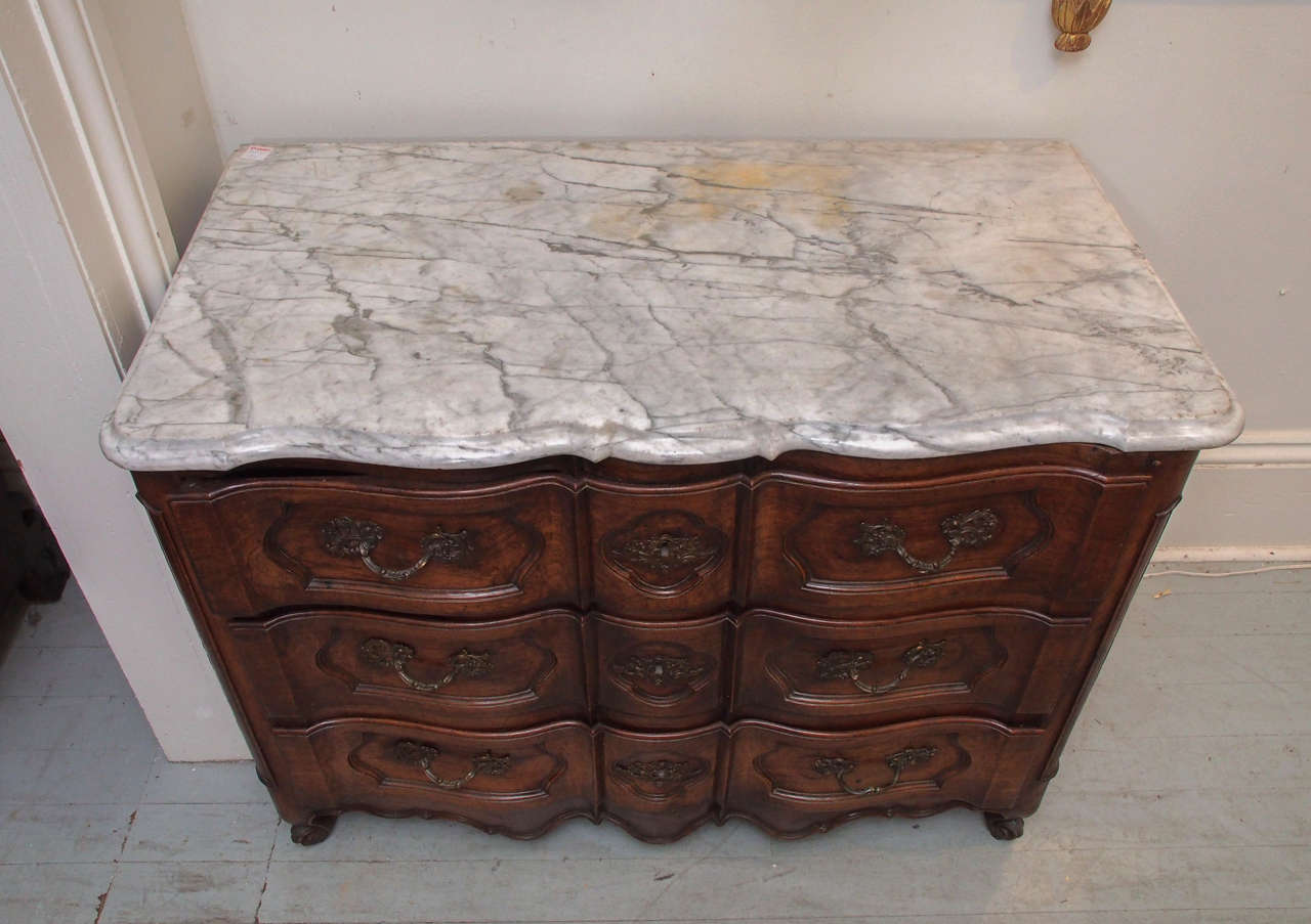 French 18th Century Louis XV Walnut Commode For Sale