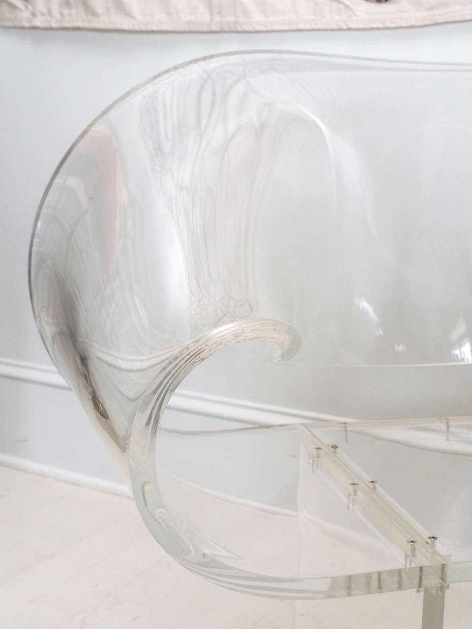 American Sculptural Lucite Ribbon Lounge Chair by Robert Van Horn, Signed