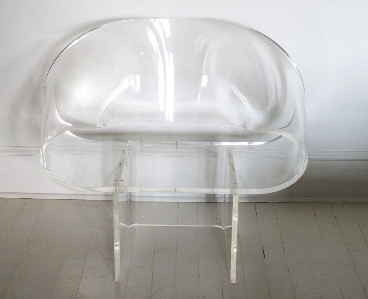 Sculptural Lucite Ribbon Lounge Chair by Robert Van Horn, Signed 3