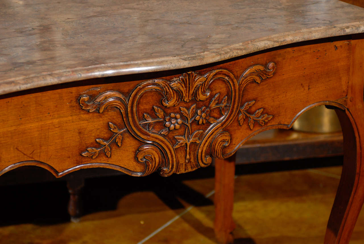 French Louis XV Walnut Console with Marble Top For Sale 1