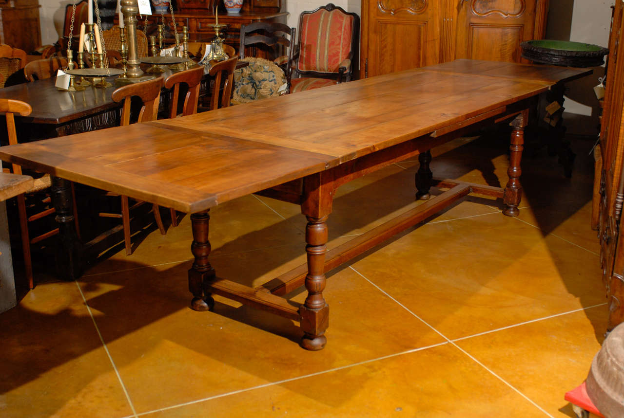 19th Century French Fruitwood Farm Table with Pull Out Leaves In Good Condition In Atlanta, GA