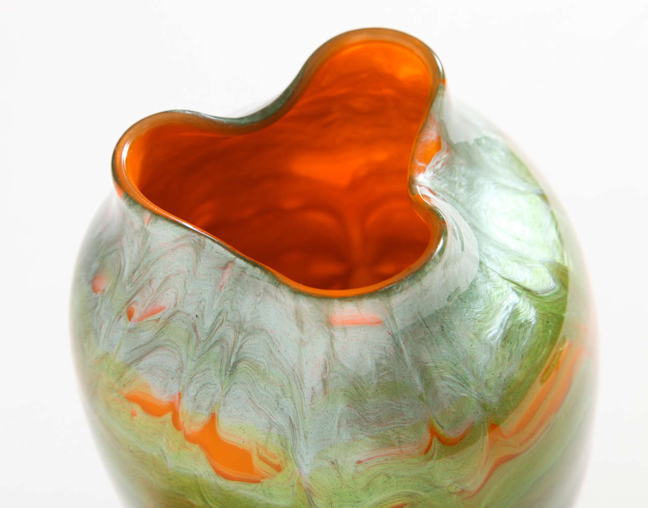 Loetz Titania Vase, 1904 For Sale 1