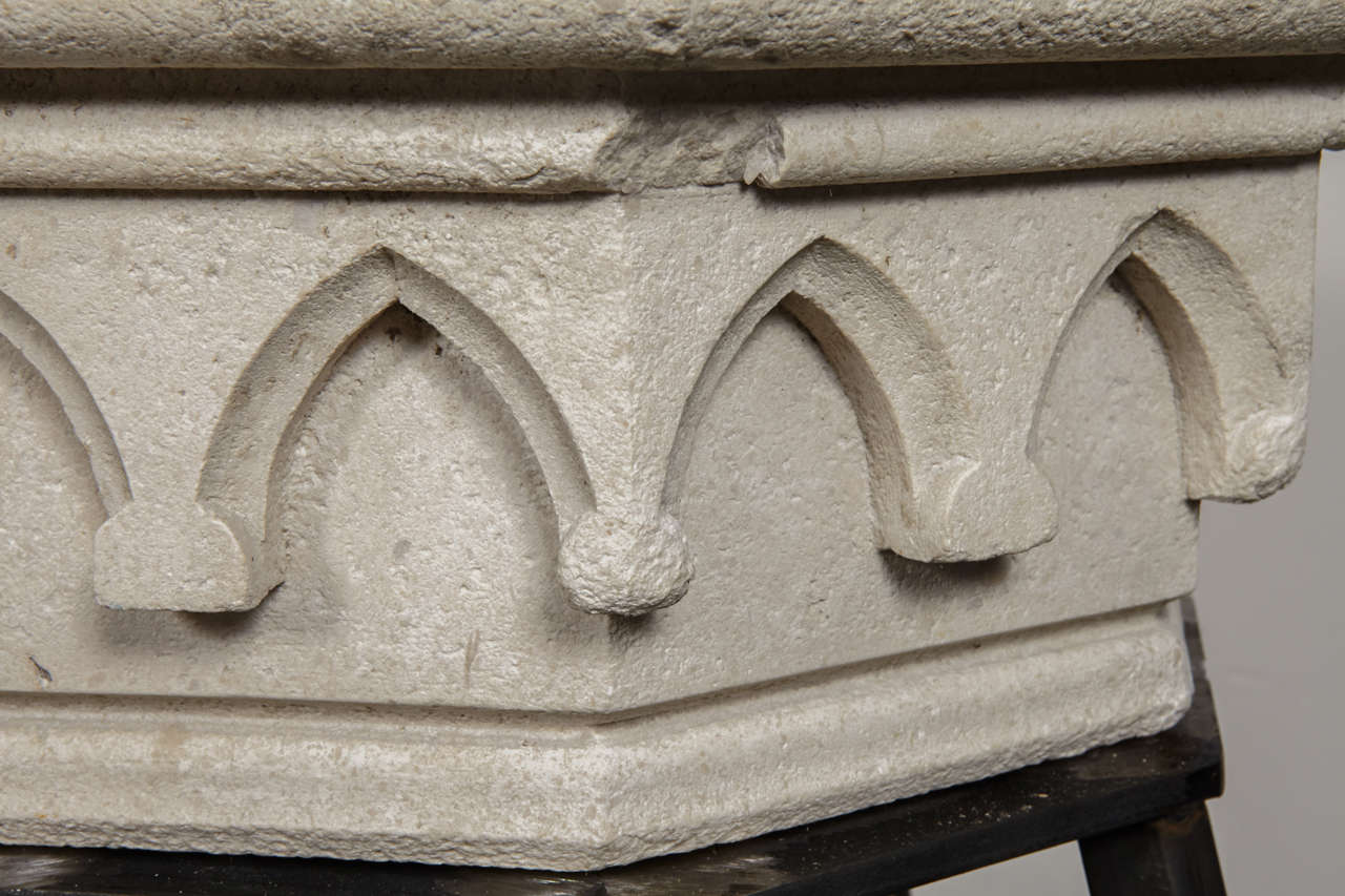 Pair of Antique Carved Stone Sinks (Stoups or Benitiers) from France, Circa 1830 For Sale 2