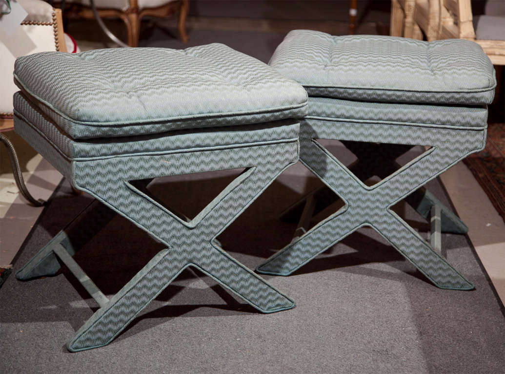 Pair of Mid-Century Modern benches, each upholstered in zig-zag fabric, cushioned seat, supported by 