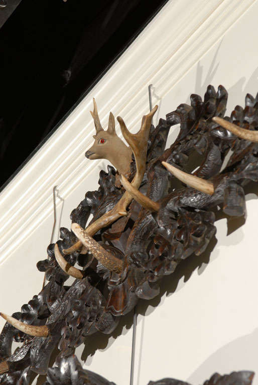 Black Forest Carved Coat & Hat Rack with Deer Carving & Antlers from the 1900s 3