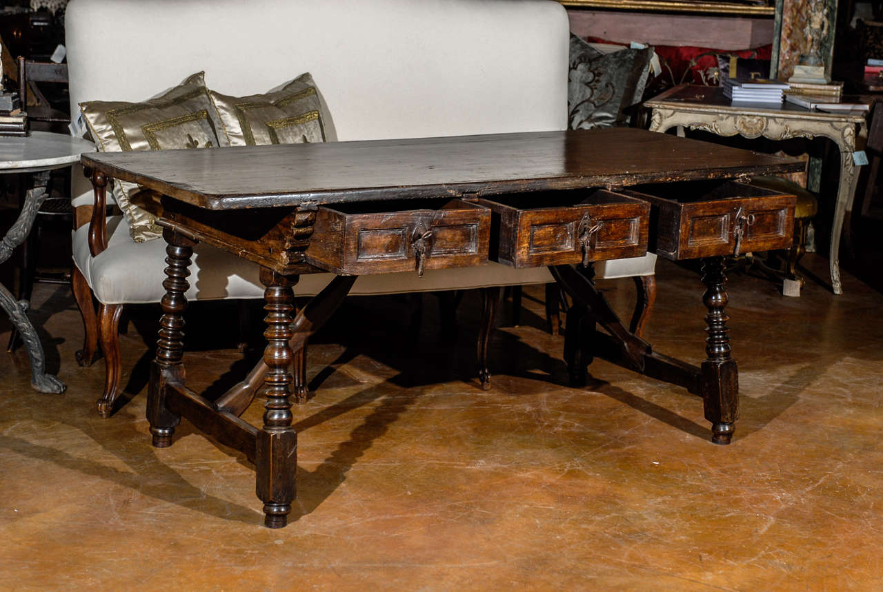 17th C. Spanish Desk 2