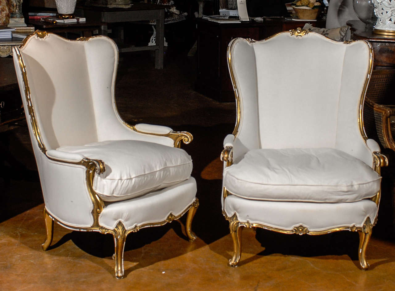 Pair of Italian Giltwood Chairs In Excellent Condition In Atlanta, GA